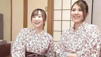 SDMUA-024 [中文字幕]嘿，性感的美女，要不你只裹着条浴巾偷偷溜进男浴室，让男顾客们好好享受一番？超级硬核  #あきばもも #秋叶桃 #きみと歩実 #君户步实 #兼咲みゆ #金崎美优